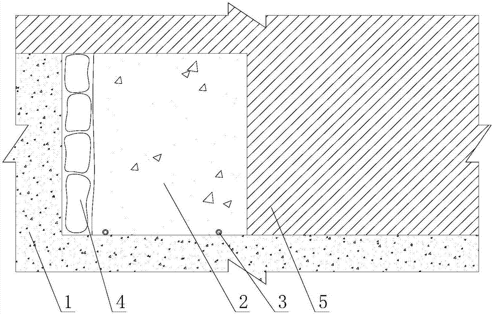 Loading, prepressing, dewatering and solidification method for mixed slurry of water and solids