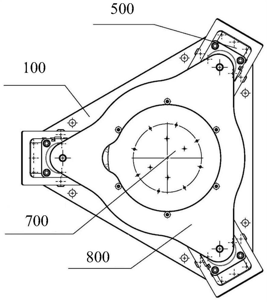 Automatic lifting and leveling device and using method