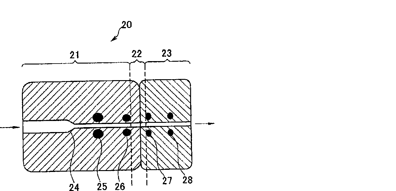 Microcellular foam of thermoplastic resin prepared with die having improved cooling property and method for preparing the same