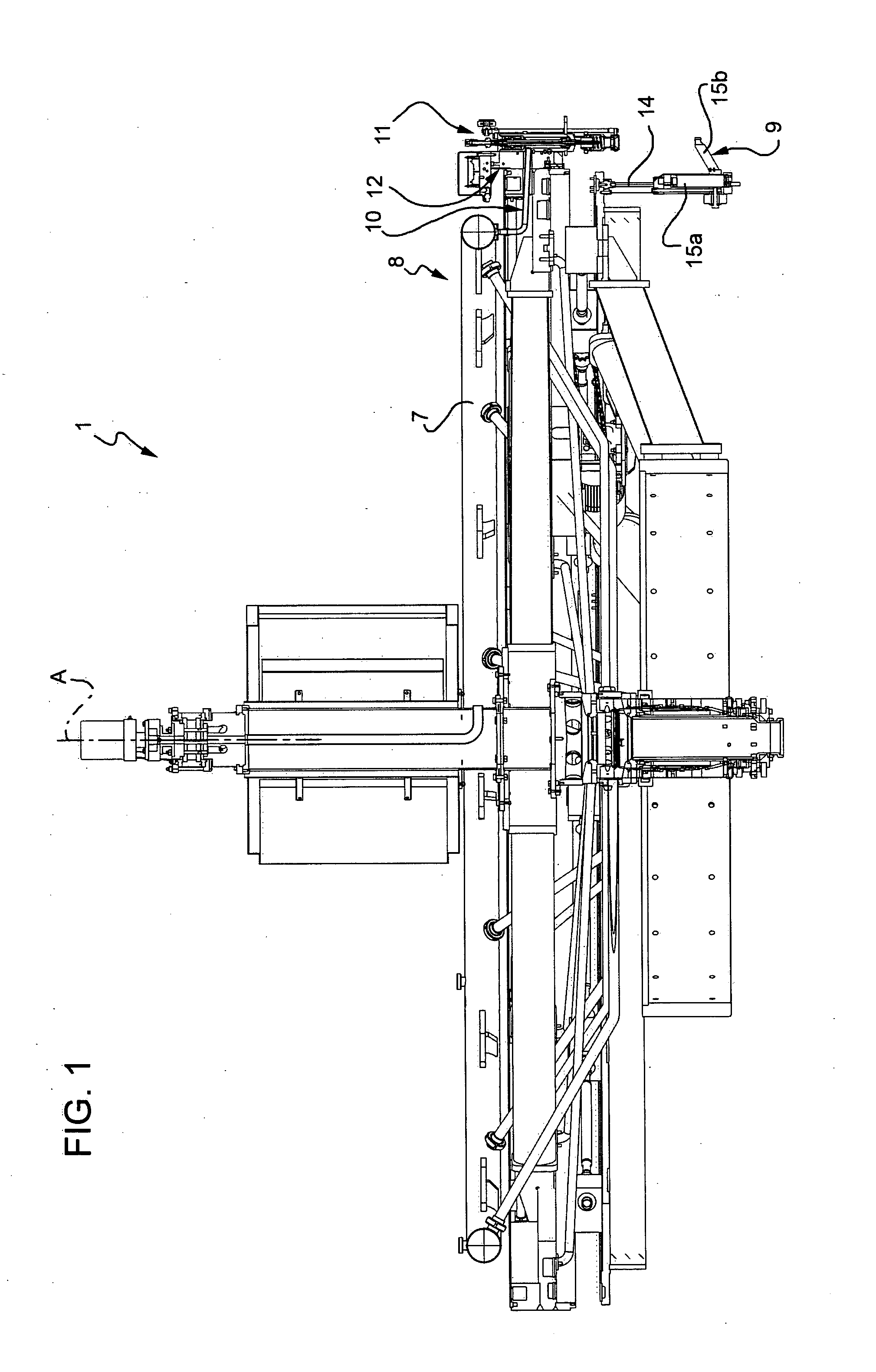 Filling machine and method of filling a container