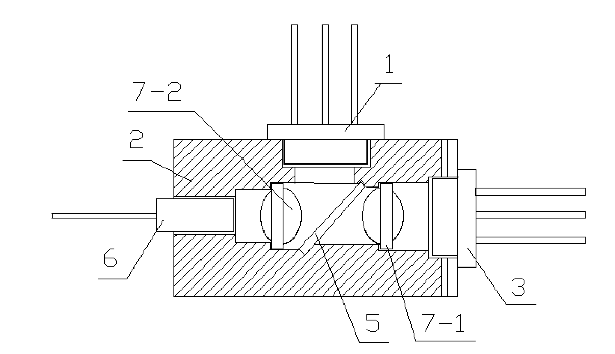 Single-fiber bidirectional transceiving module and package thereof