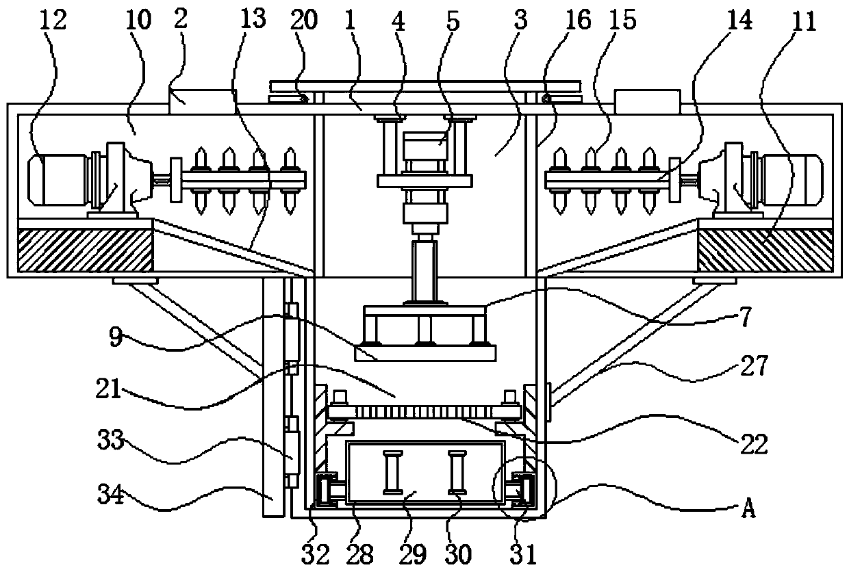 Filtering device used for processing edible oil and capable of automatically collecting oil residues