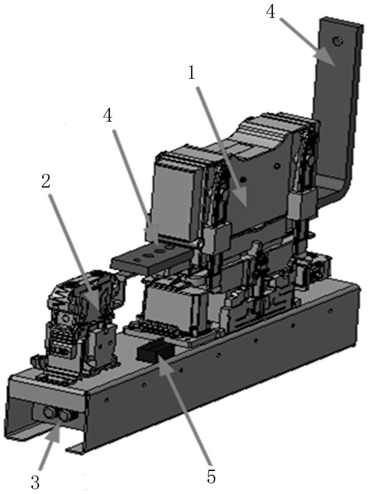 High-power permanent magnet direct-drive freight locomotive modular traction converter