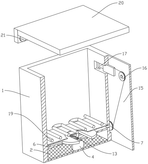 An intelligent cold chain logistics box with multi-heat management and temperature control based on winter and summer