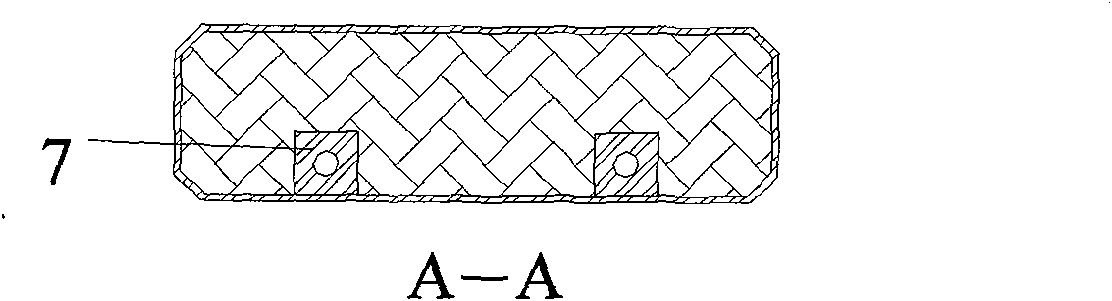 Porous floating breakwater formed by splicing prefabricated components