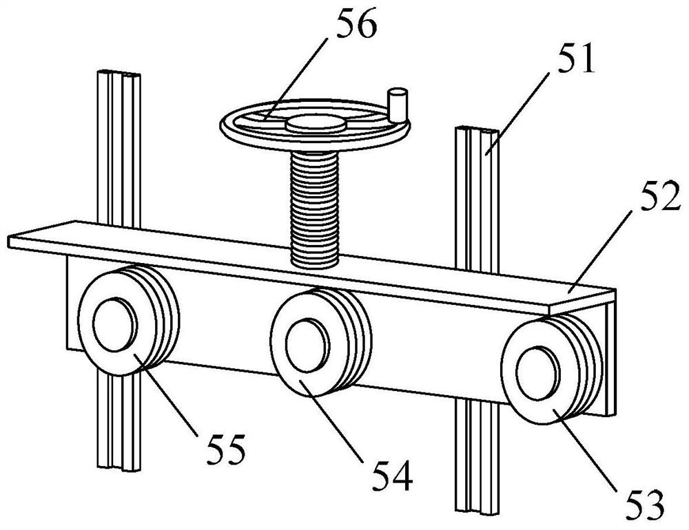 Wicker peeling extrusion wheel adjusting device