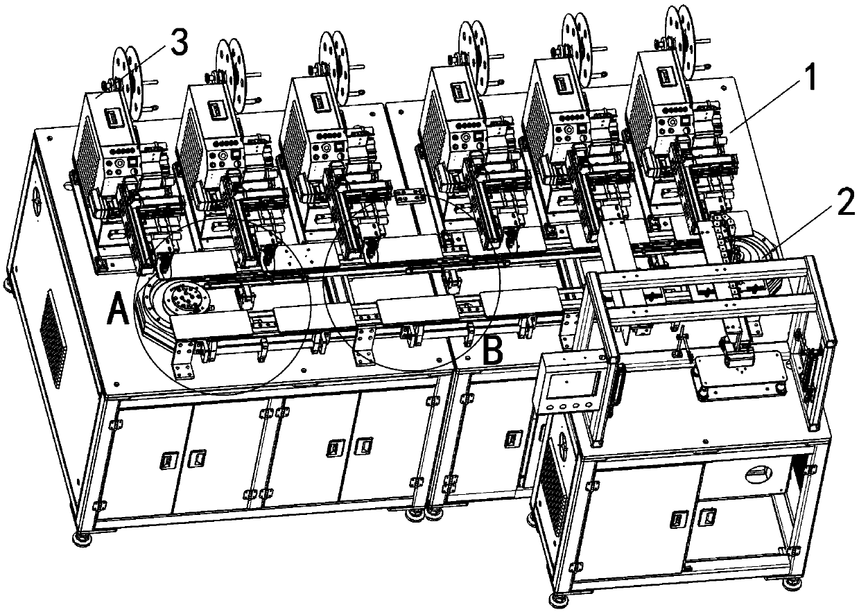 Dough cutting device for making steamed buns and using method of device