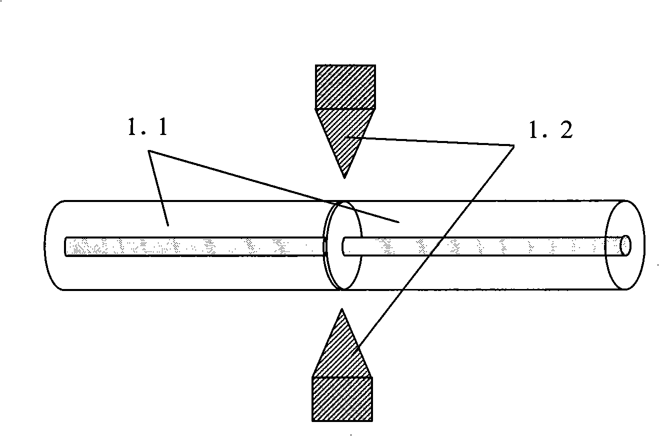 Capillary pipe optical fibre and standard optical fibre connecting method