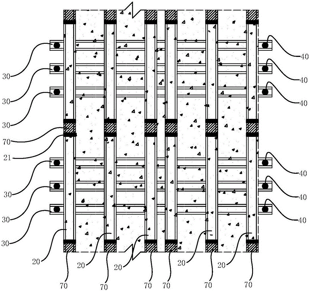 Combined structure of reinforced concrete reverse arch and anchor rods and for managing roadway bottom swelling and construction method of combined structure