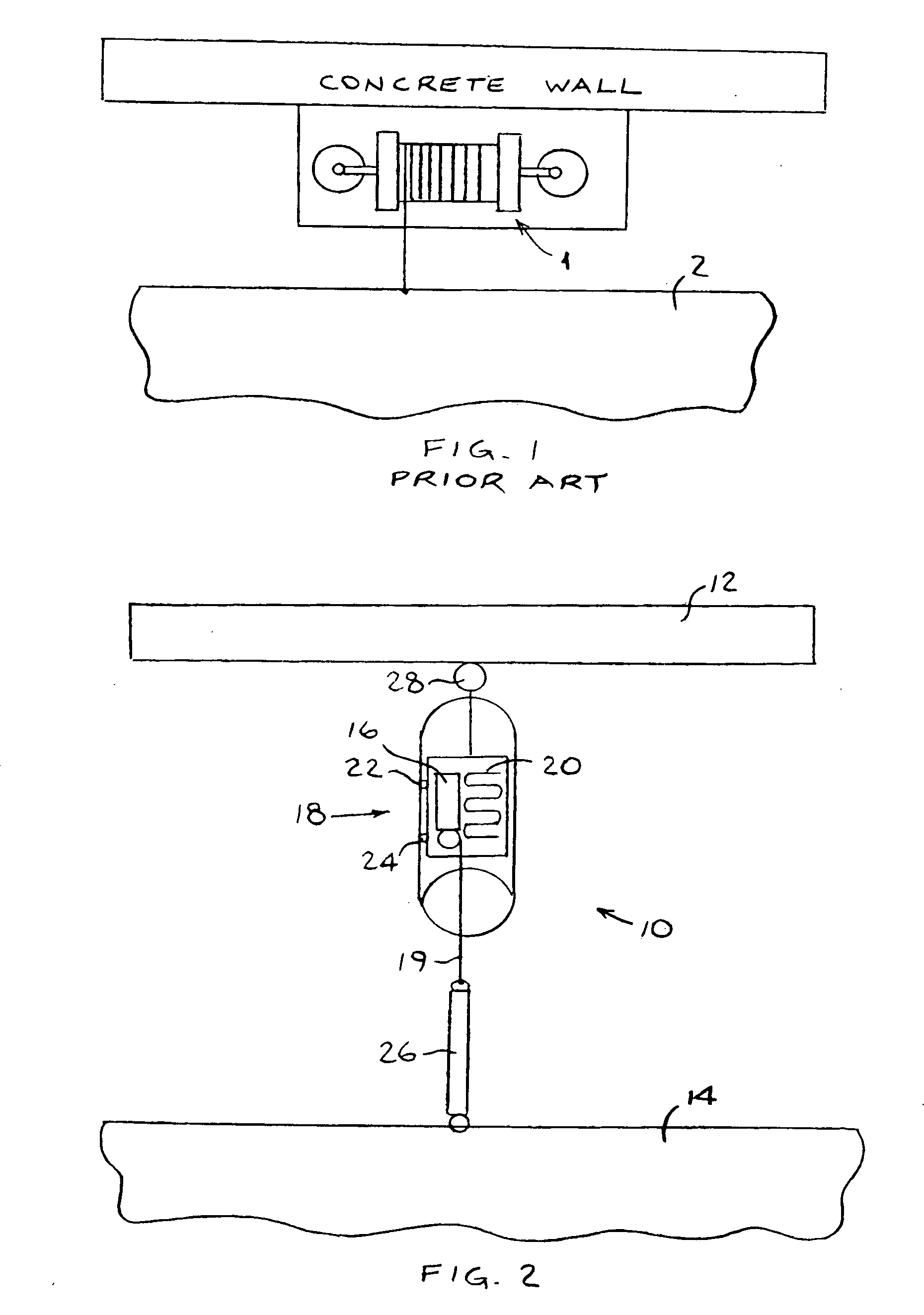 Tensing a flexible floating cover