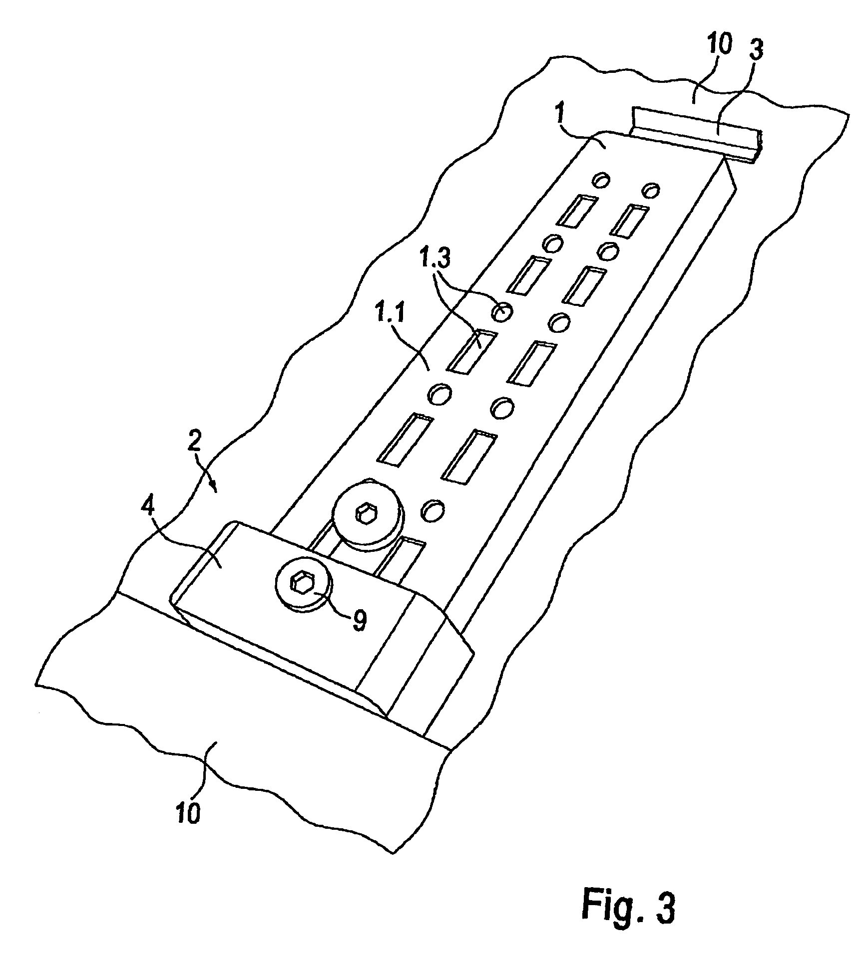 Mounting rail for the interior construction of a switch cabinet housing