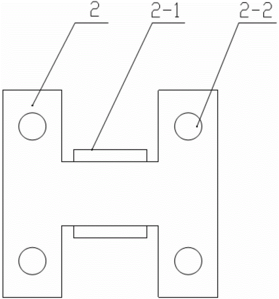 Ship-borne stabilized platform simulation experiment device