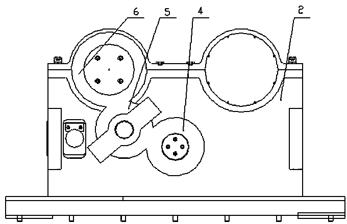 Lower roll driving mechanism of down-adjusting plate bending machine