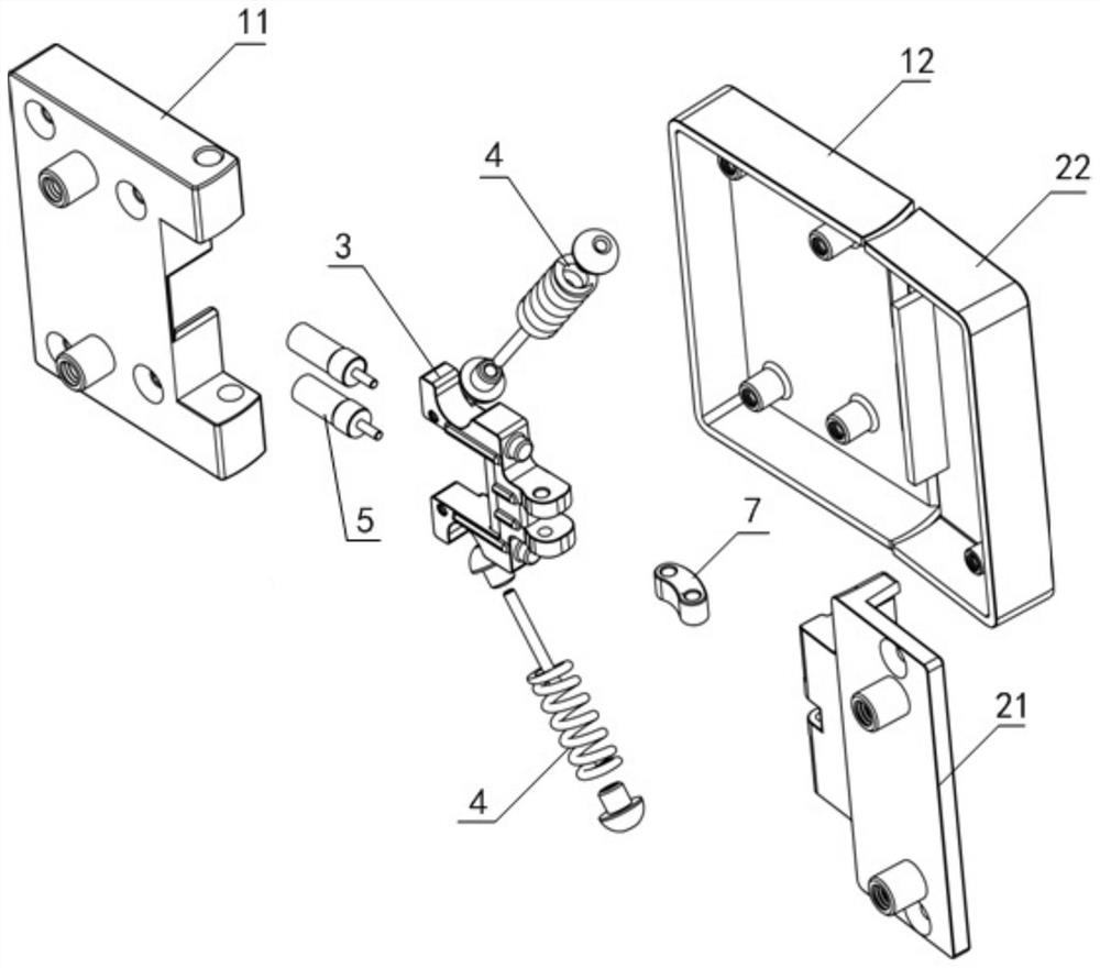 Asymmetric buffer hinge and door