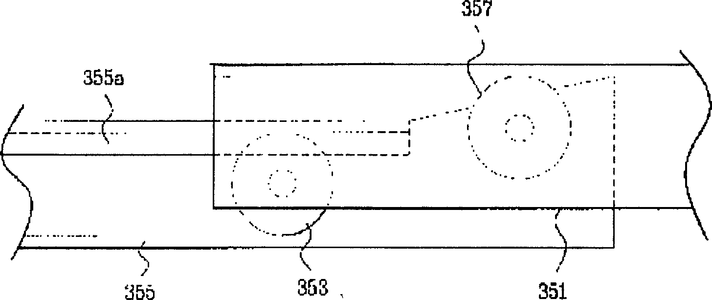 Door open-close device for gas microwave oven