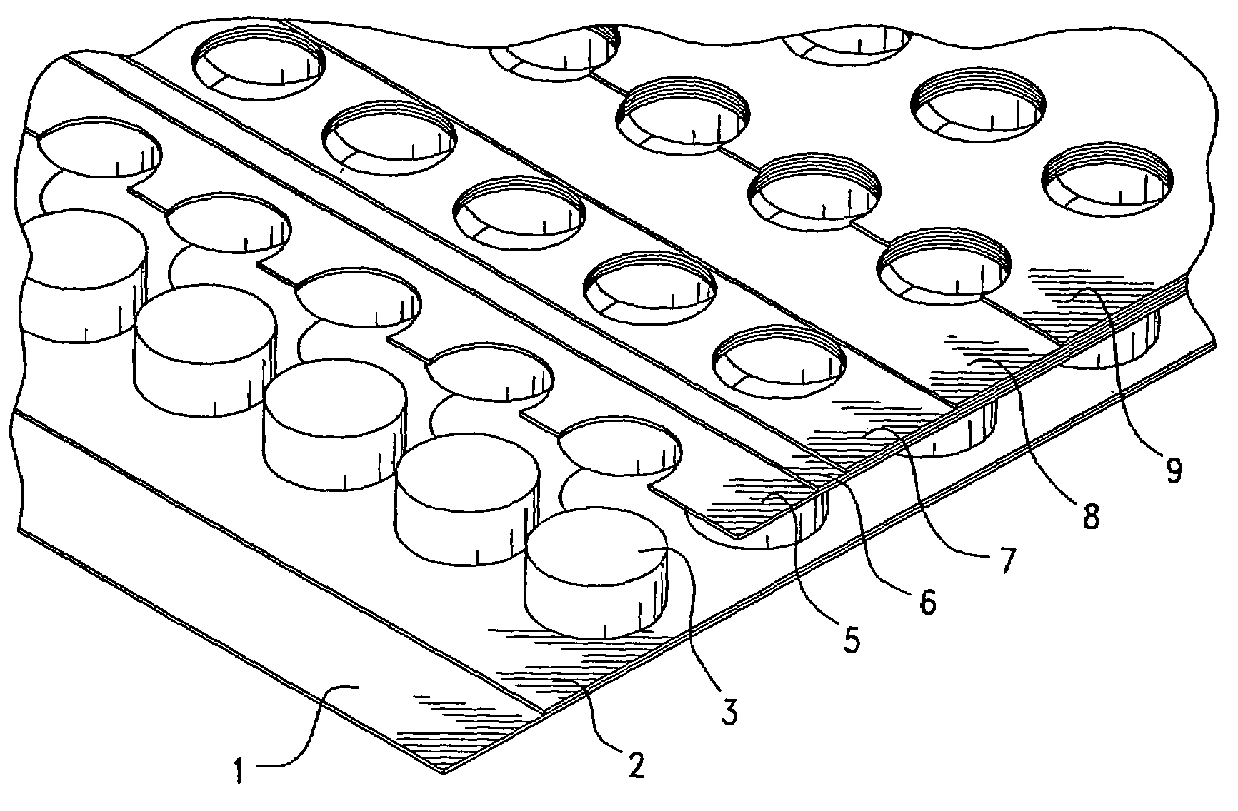 Permeable conductive shield having a laminated structure