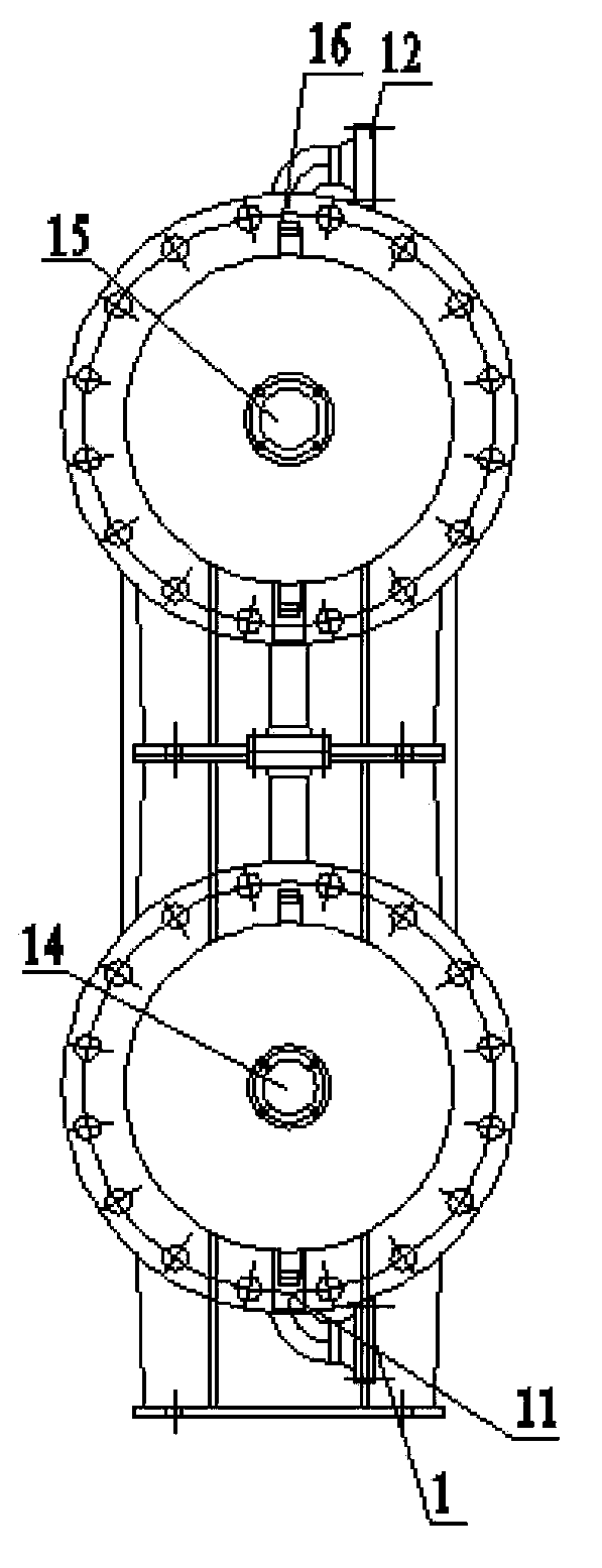 U-shaped-pipe-bundle warm-water-circulating large-flow natural gas recuperator