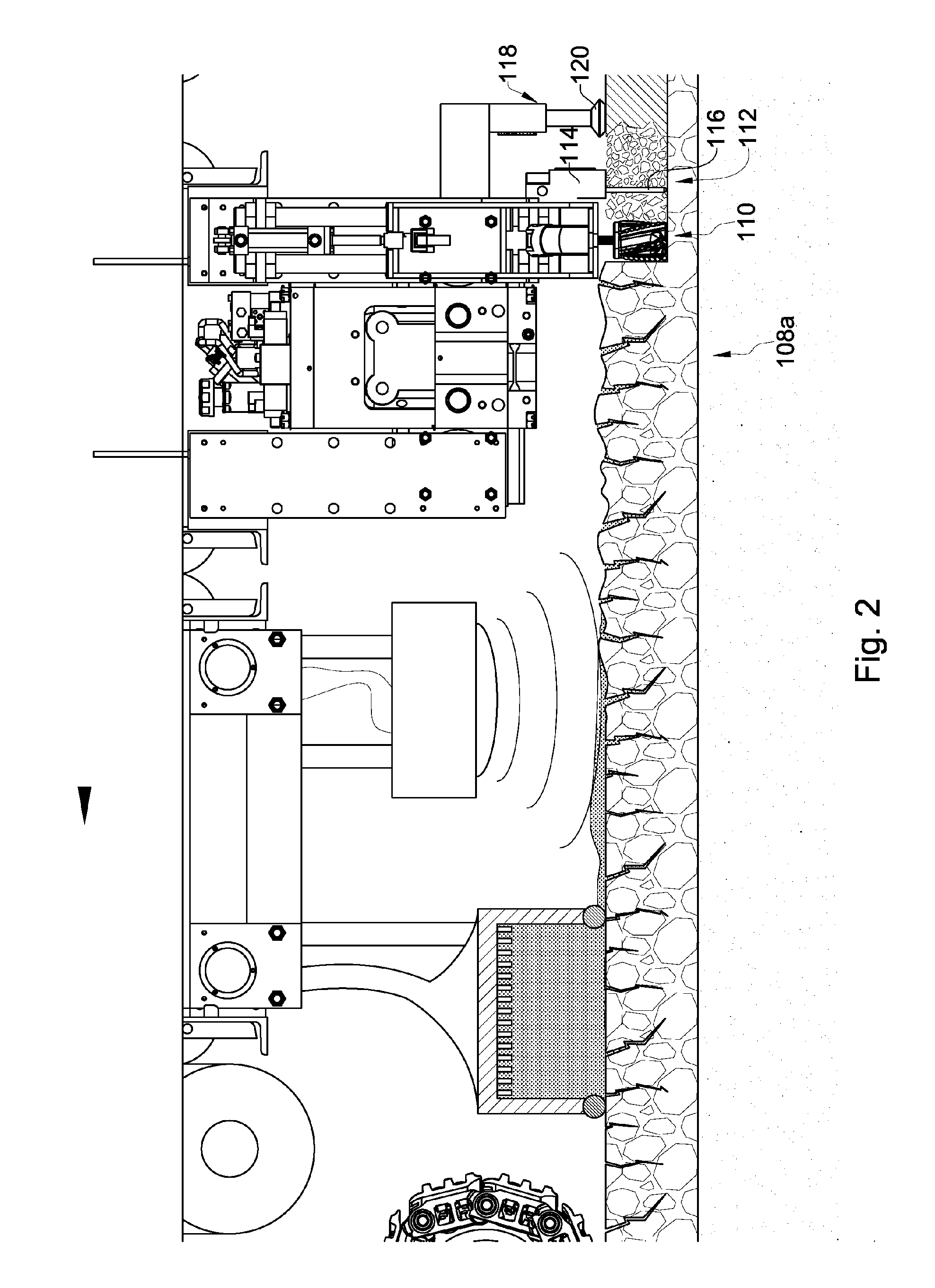 Apparatus and method for heating a paved surface with microwaves