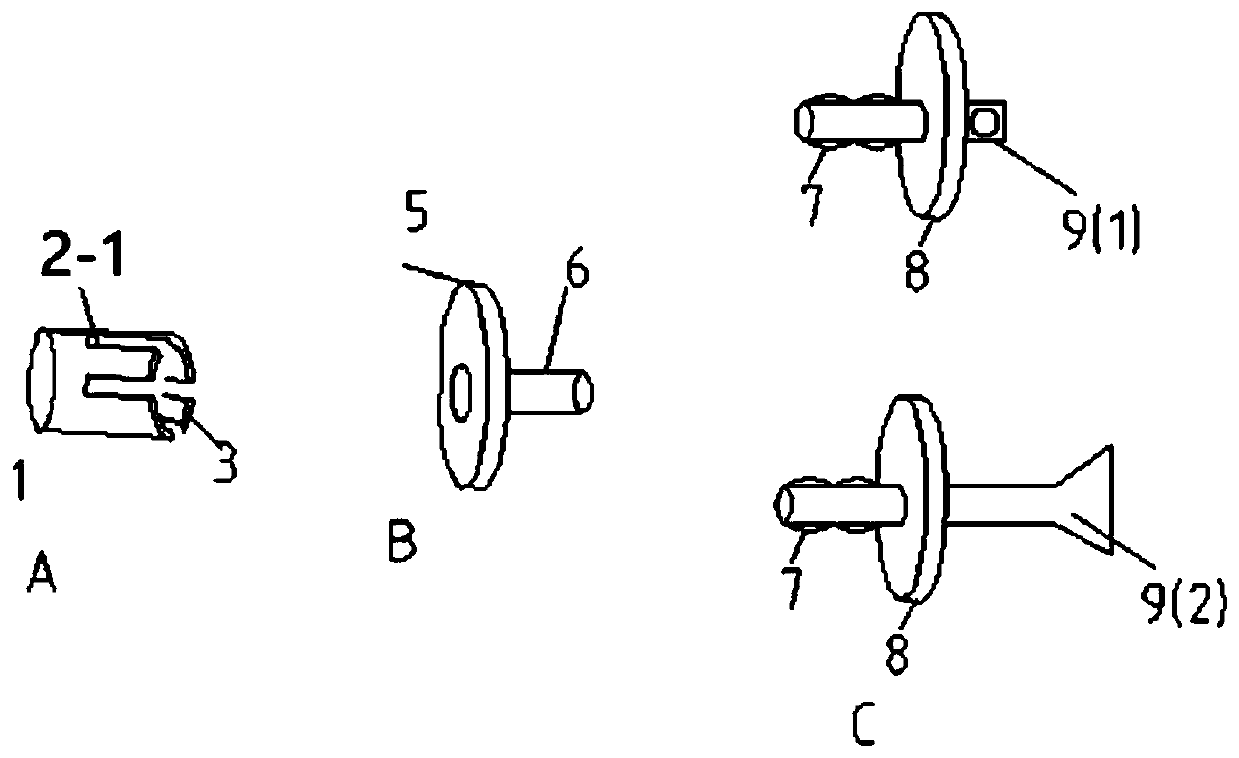 Internally-installed heat-retaining cast-in-place concrete composite shear wall and construction method thereof