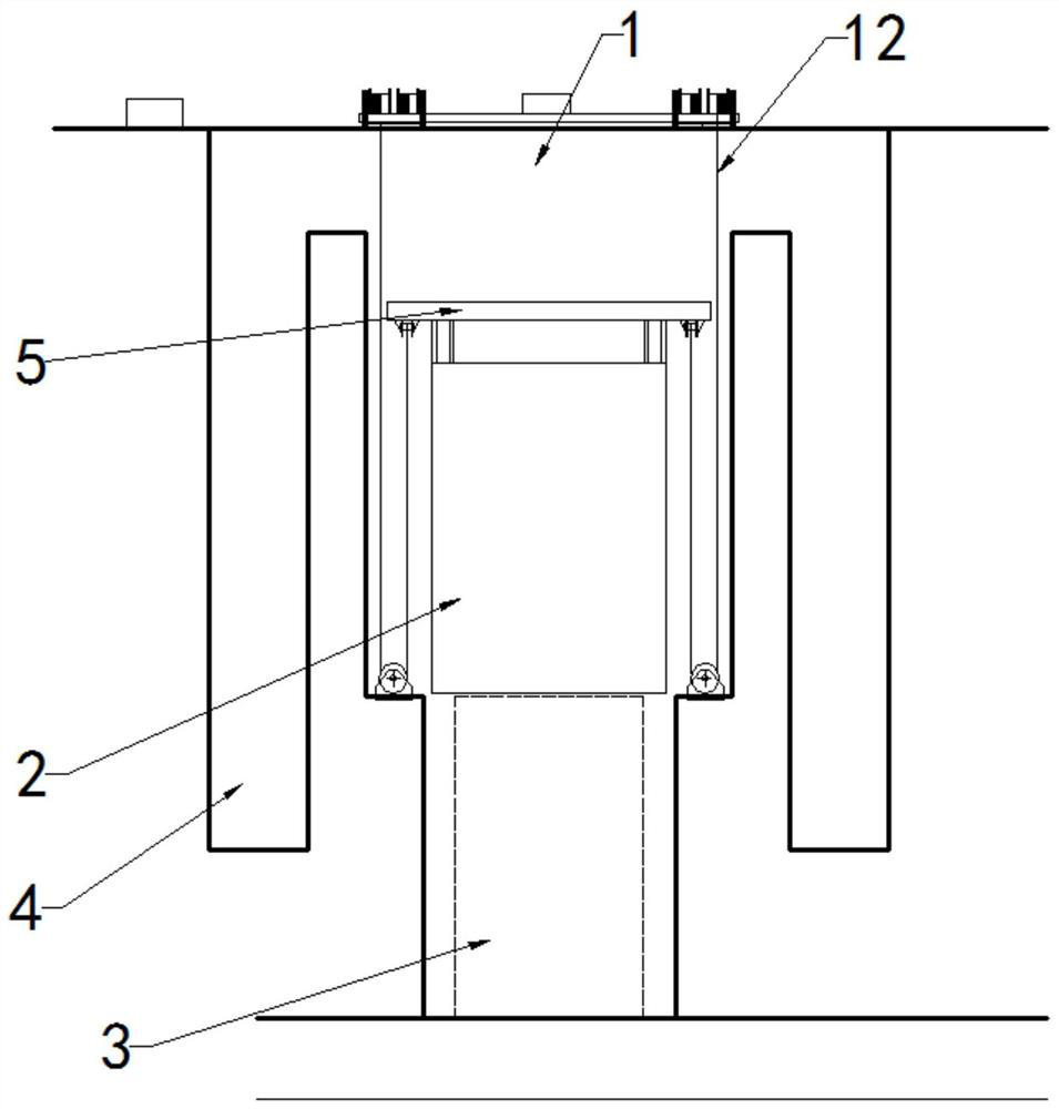 A hydraulically assisted gate opening and closing device and its control method