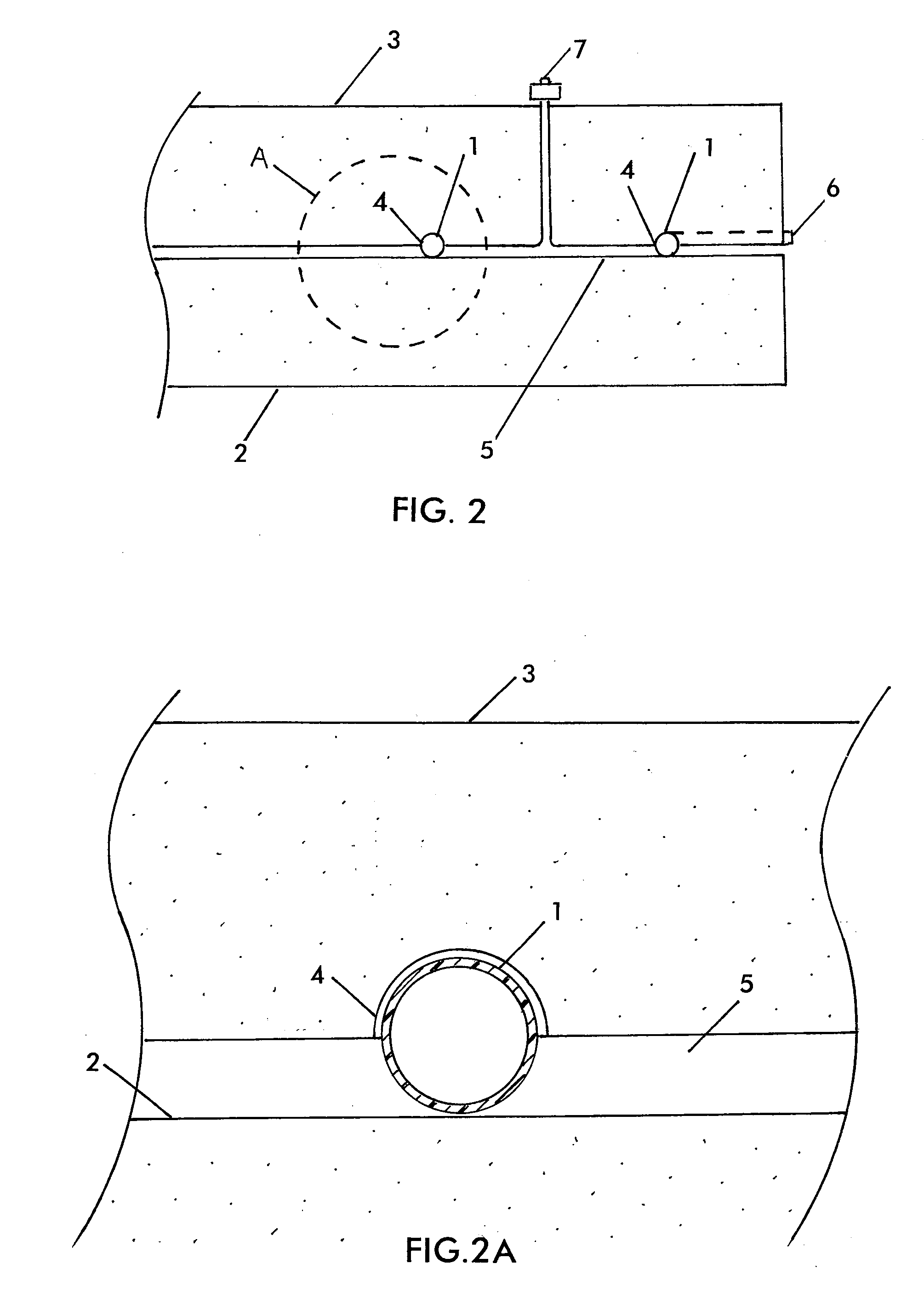 Air-floating-type base isolation device which uses a sliding expanding pipe shielding material