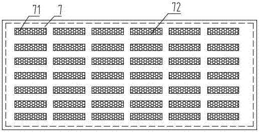 Container type edible fungi base material fermenting device and method