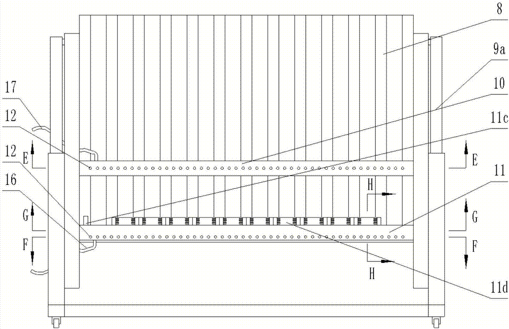 Automatic cleaning device for solar water heater