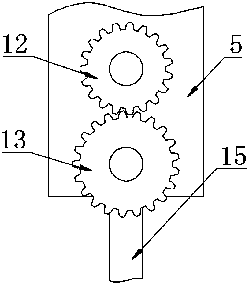 Forage grass automatic feeding and cutting integrated device