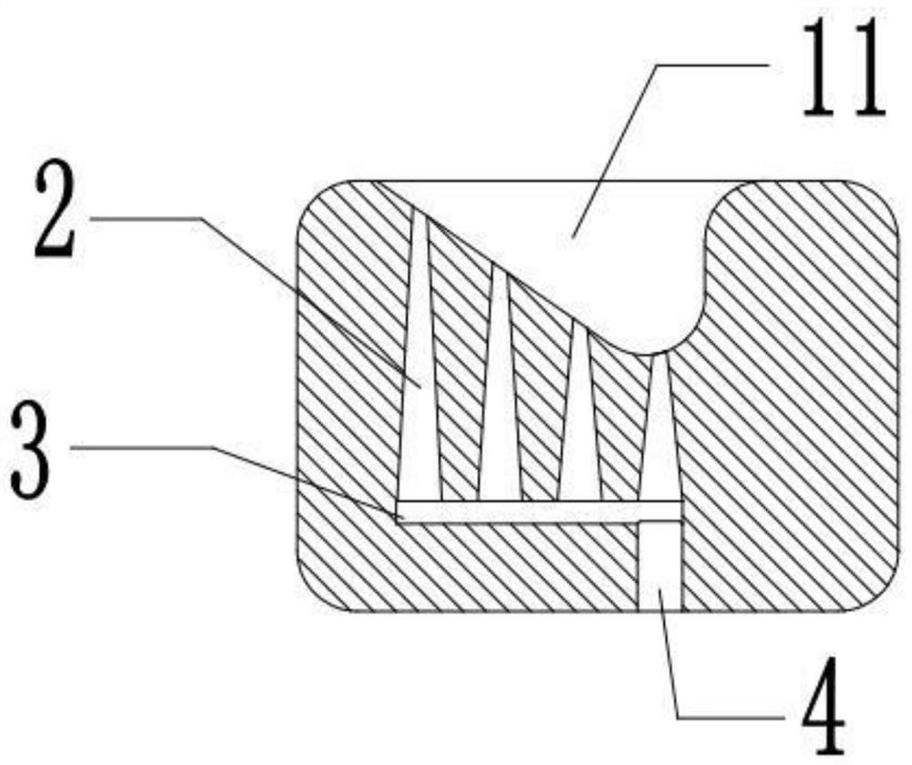 Mold making method of thermal forming plastic suction female mold and female mold