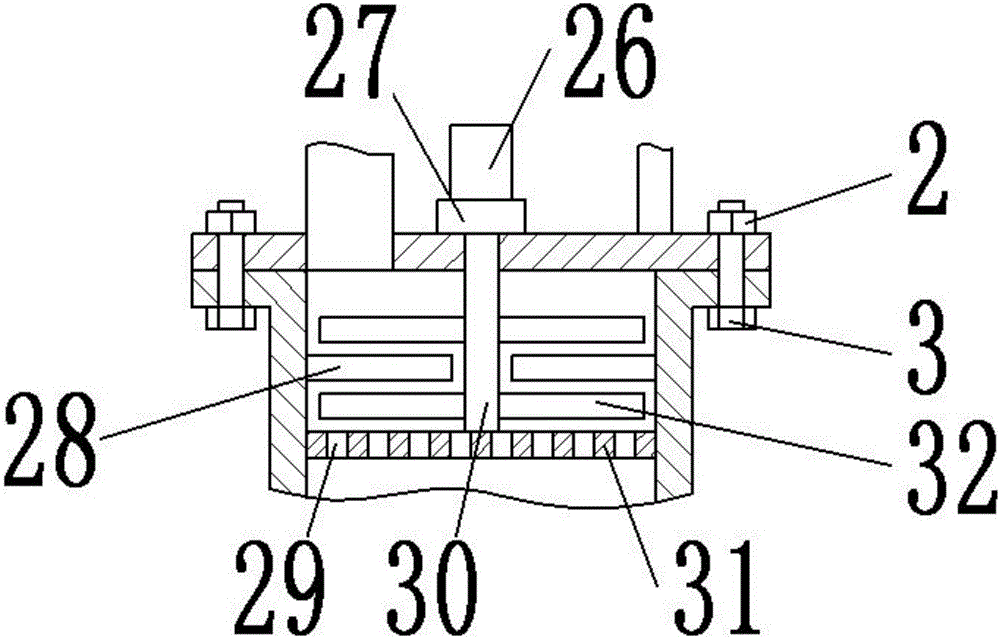 Medical second-level high-efficiency smashing equipment facilitating uniform feeding