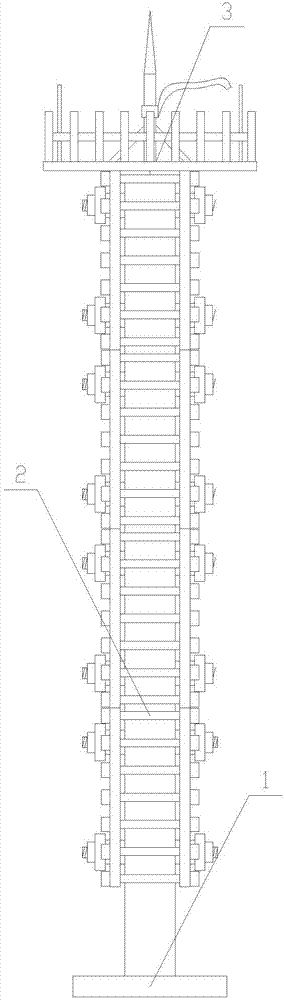 Communication pole which is easy to maintain and high in firmness