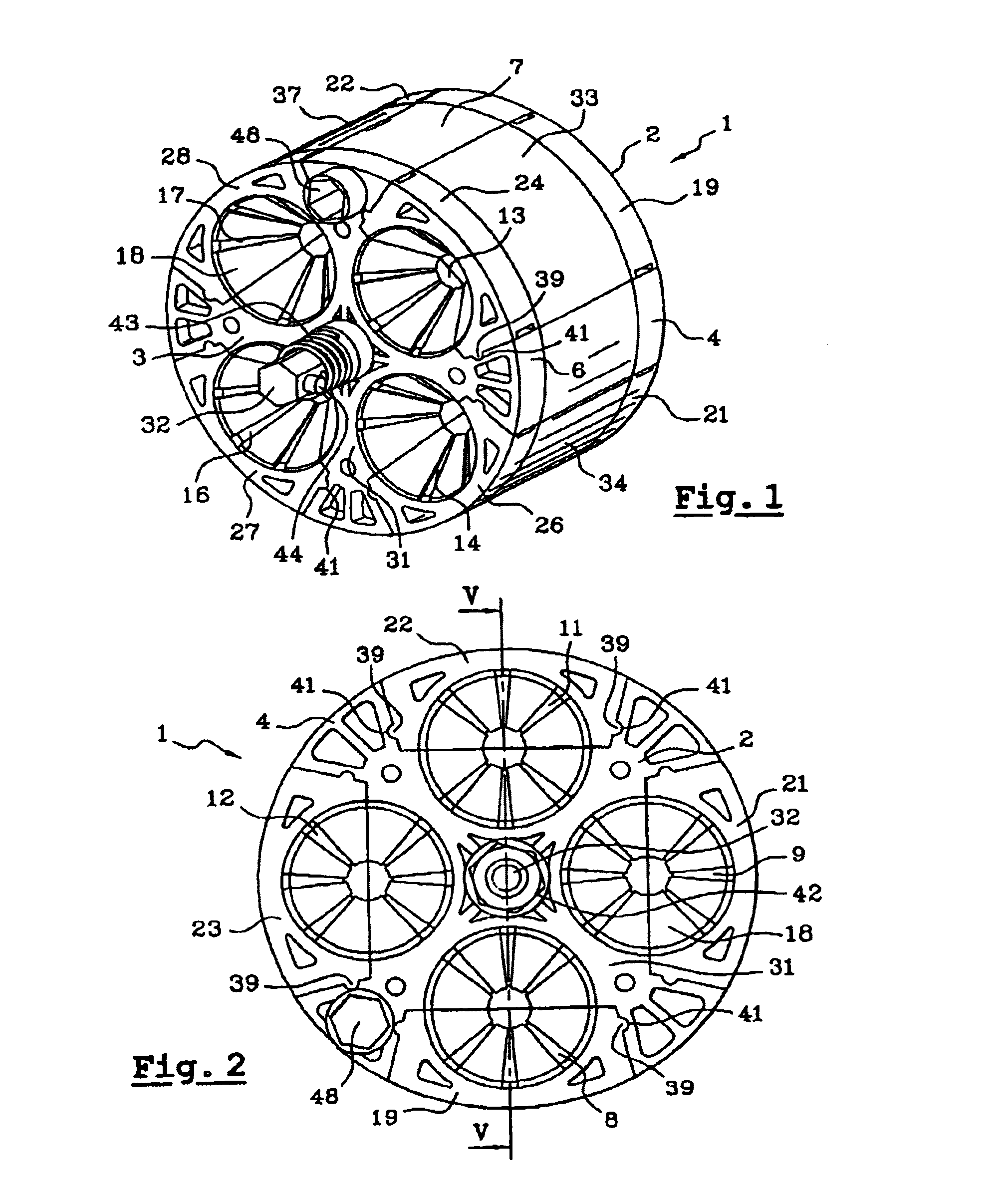 Sealed and adaptable cable bushing with easy cable positioning and sleeve equipped with such a bushing