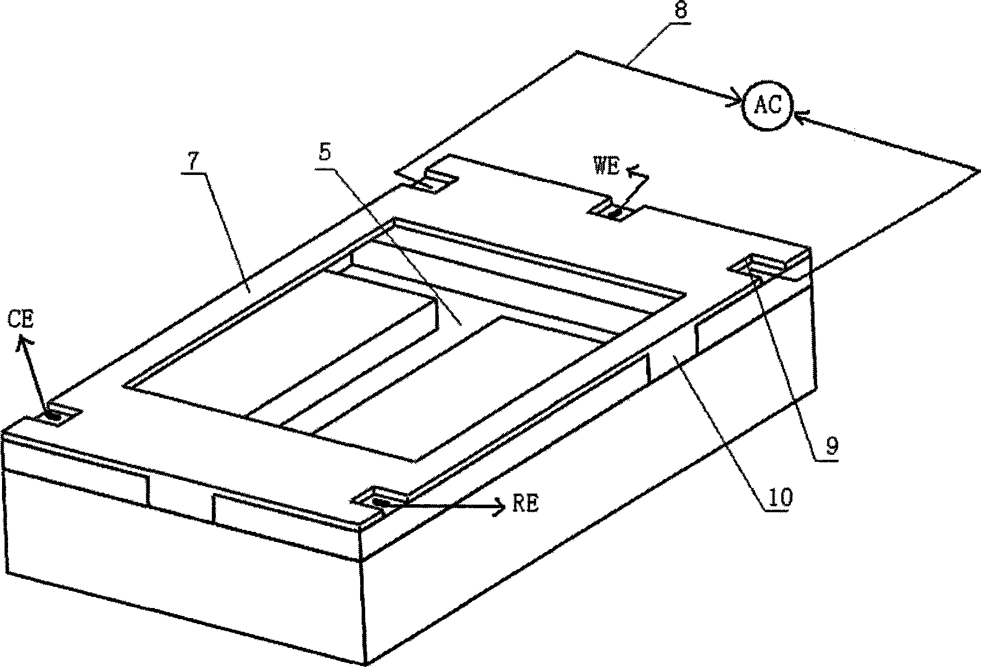 Heating type electro-chemical trace amount detection pool integrated on conductive glass