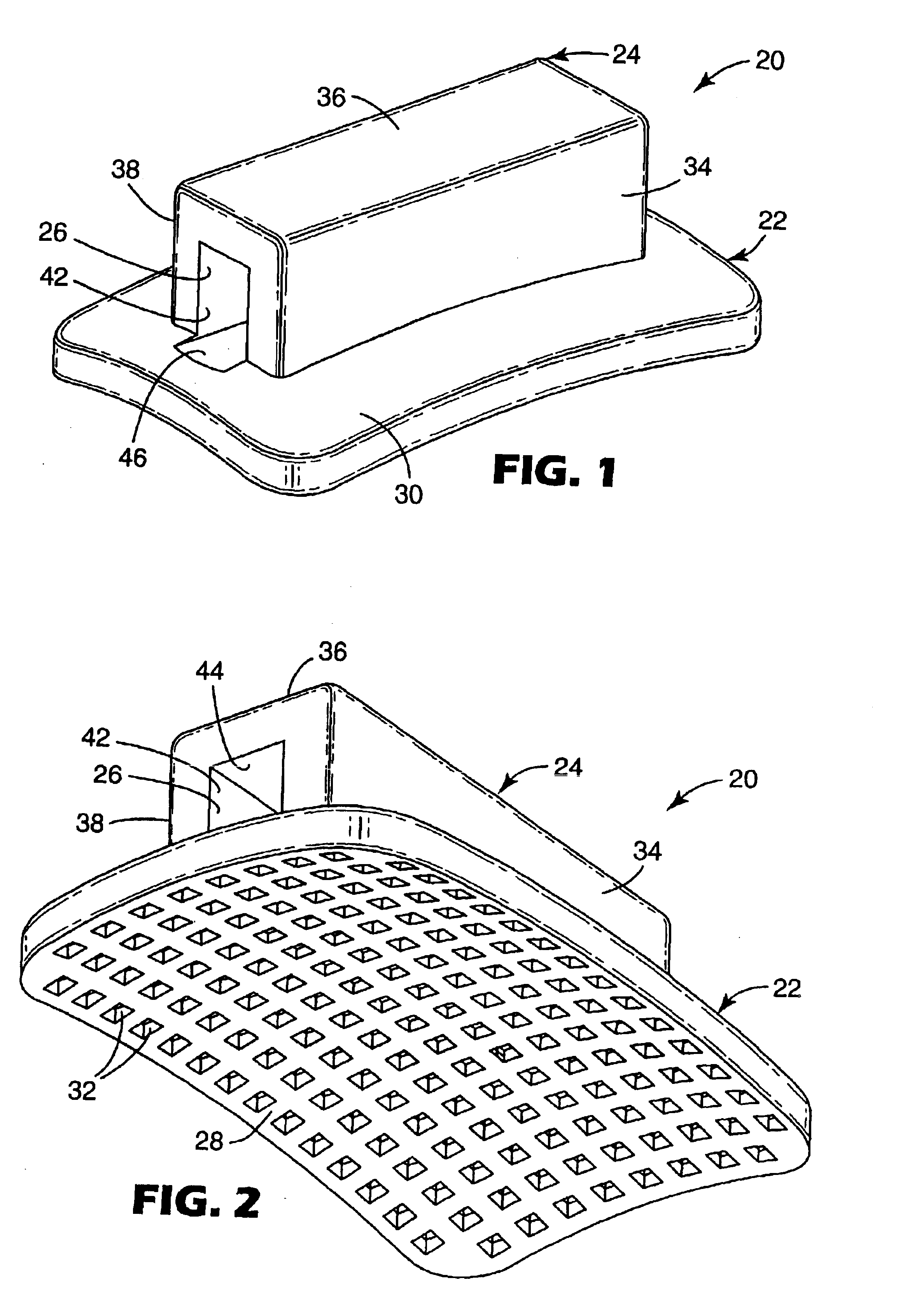 Low profile orthodontic appliance