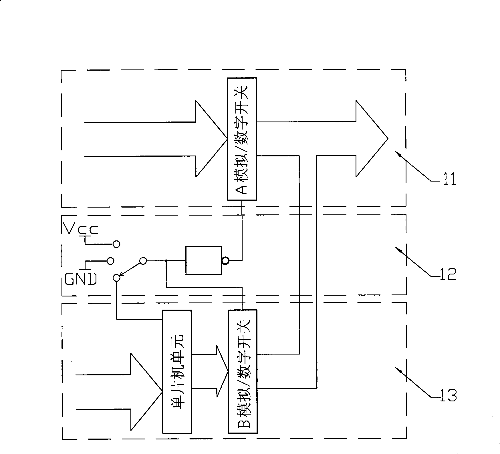 Servo engaging and disengaging gear and its operation mode