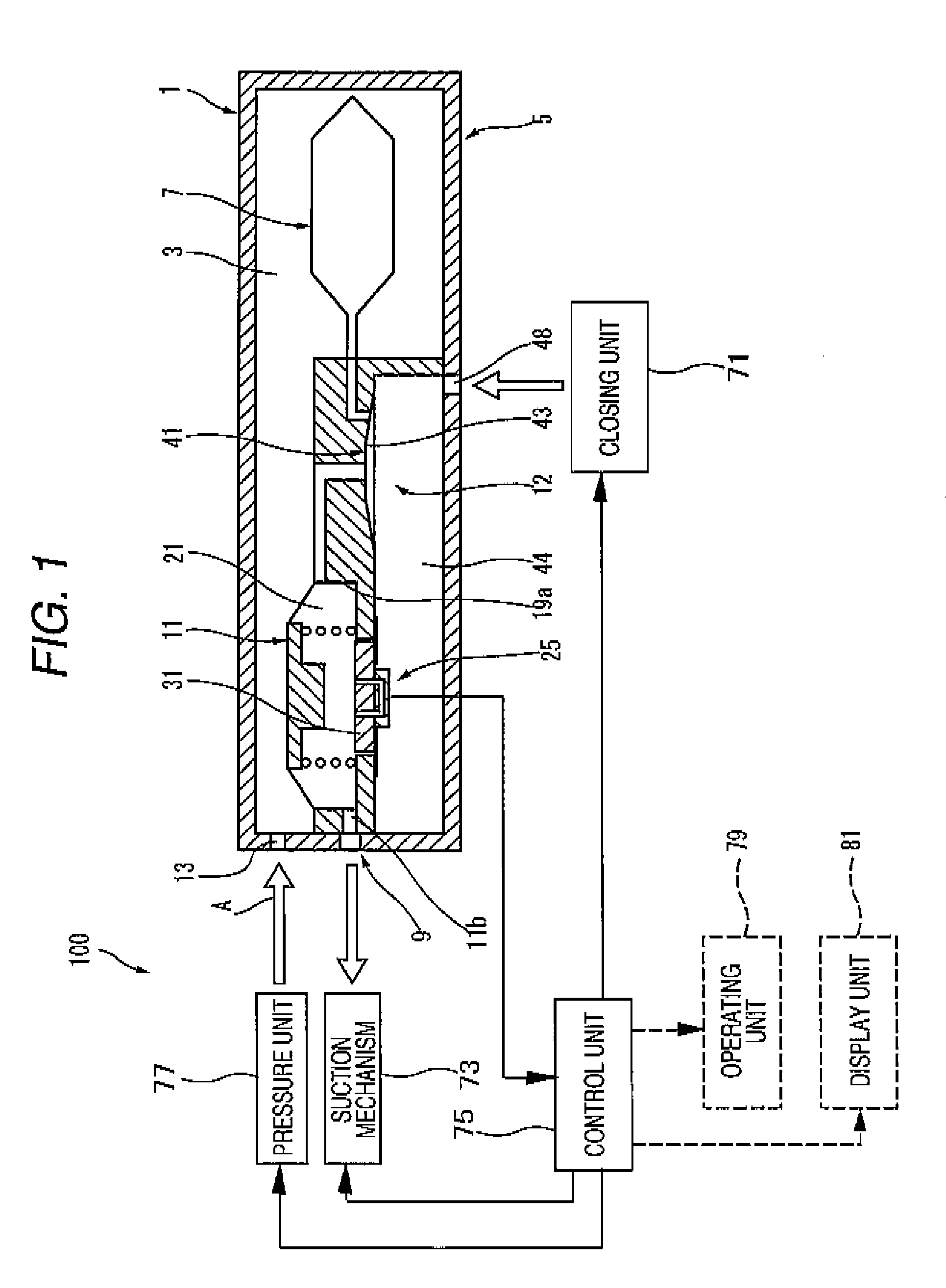 Method of detecting liquid residual quantity, failure detection device, liquid consuming apparatus, and liquid container