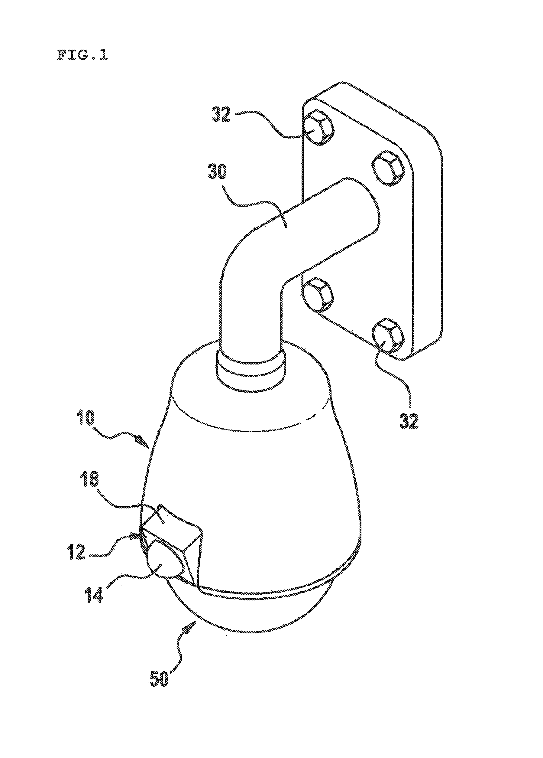 Tracking and monitoring camera device and remote monitoring system using same