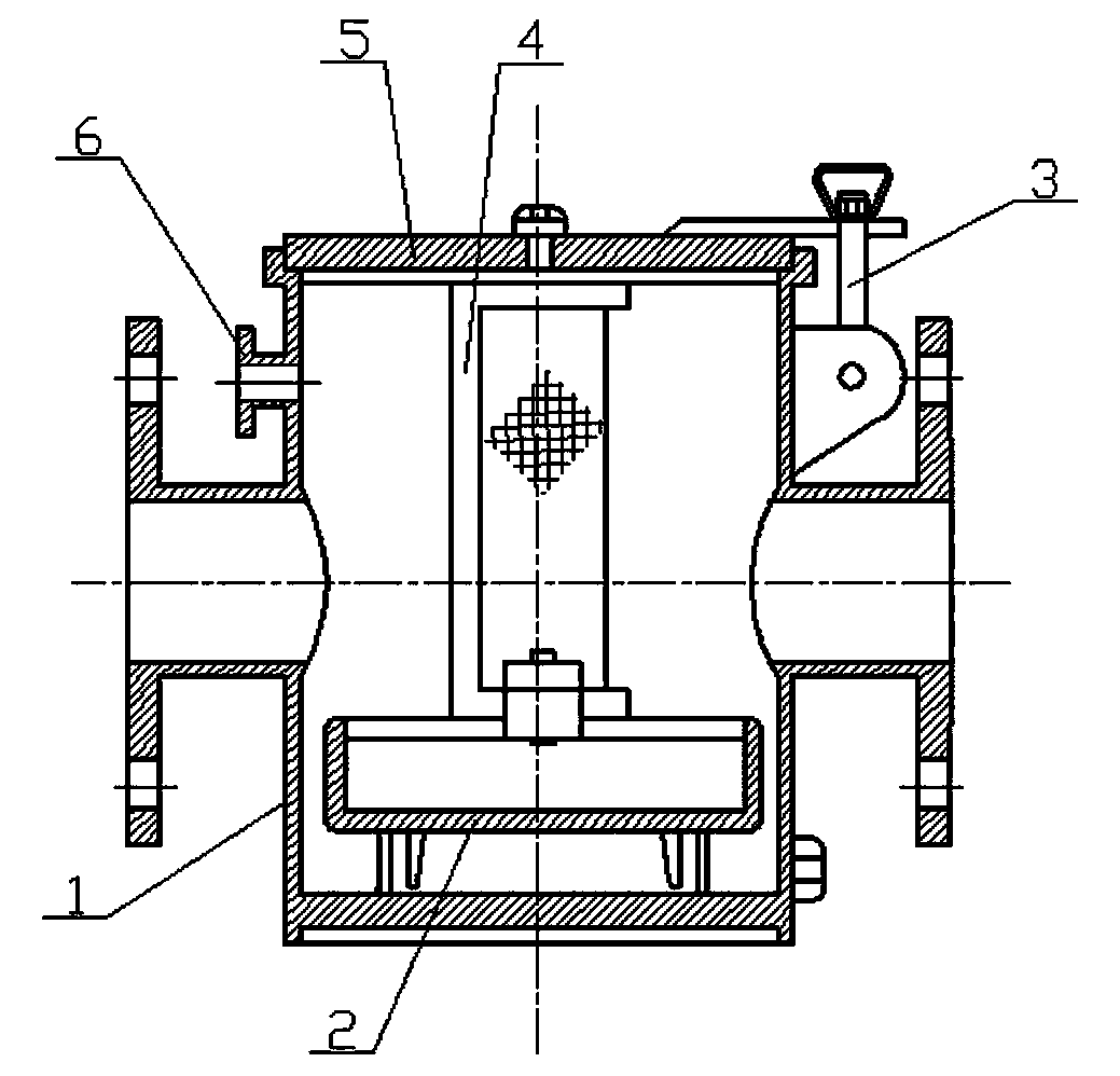 Antifreezing suction coarse water filter