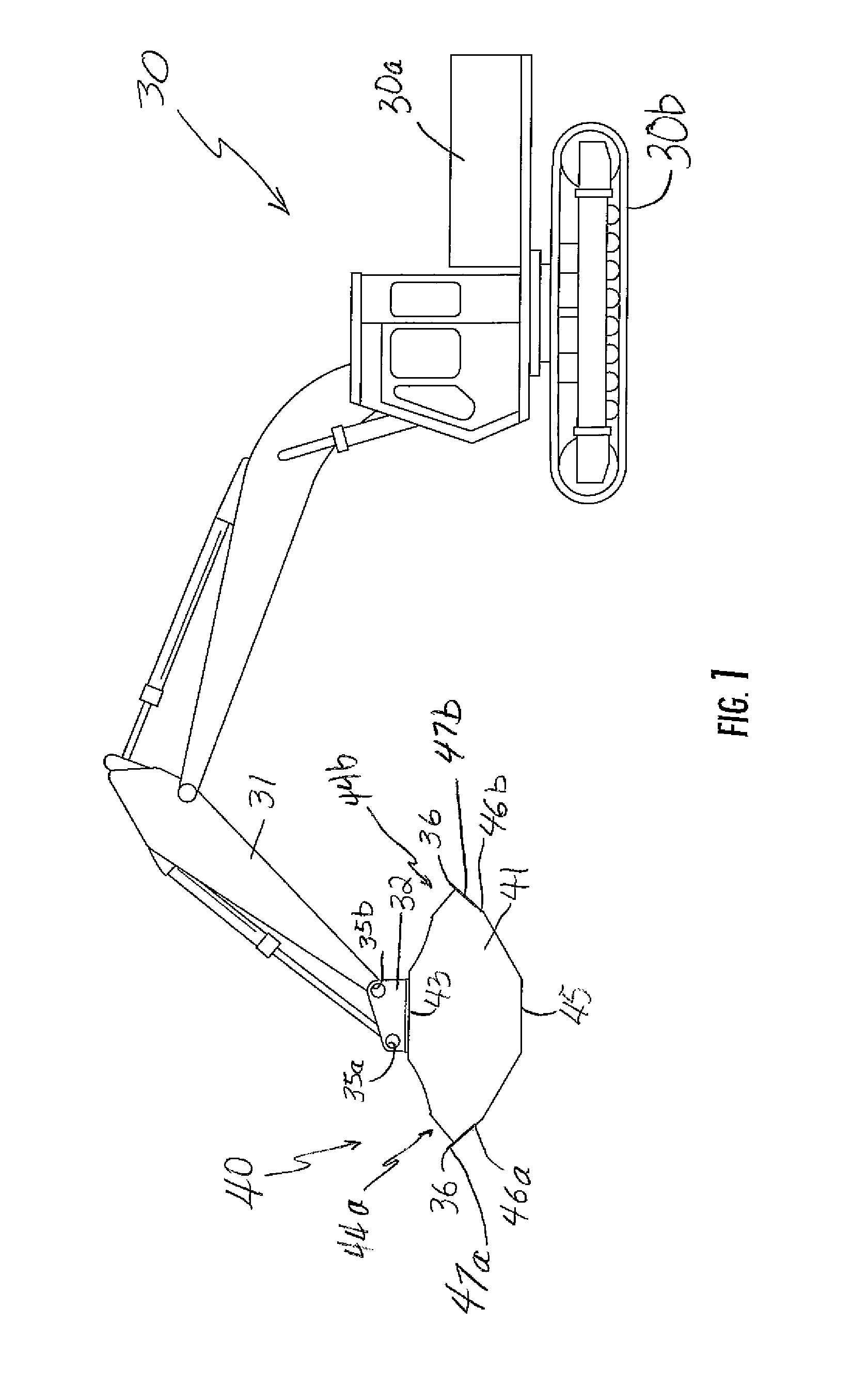 Excavating machinery with bucket for screening and/or mixing excavated material