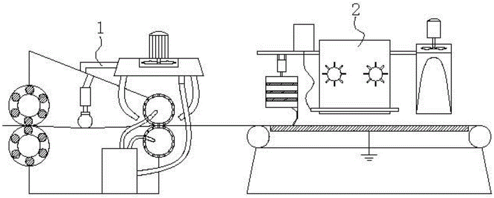 A high-efficiency flocking device for removing wrinkles of interlining