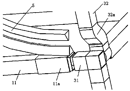 Spatial foldable mechanism and foldable vehicle