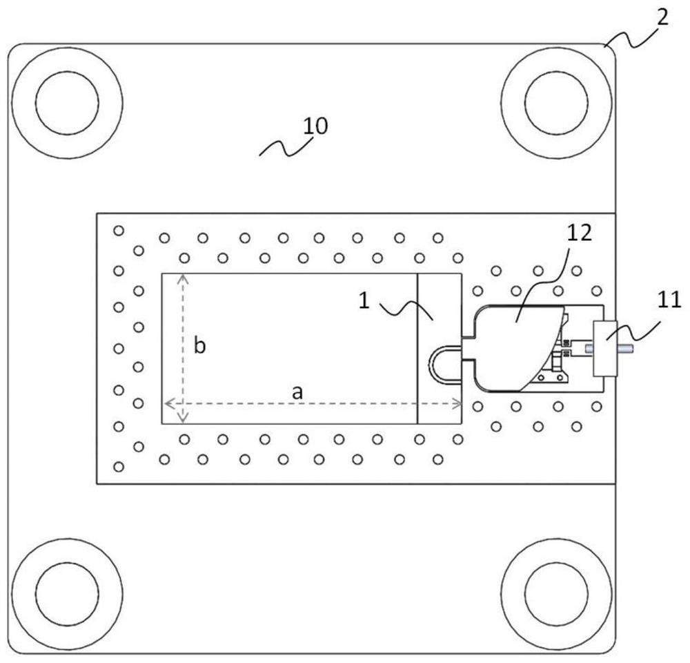 A waveguide detection unit with magnetic excitation coupling mechanism