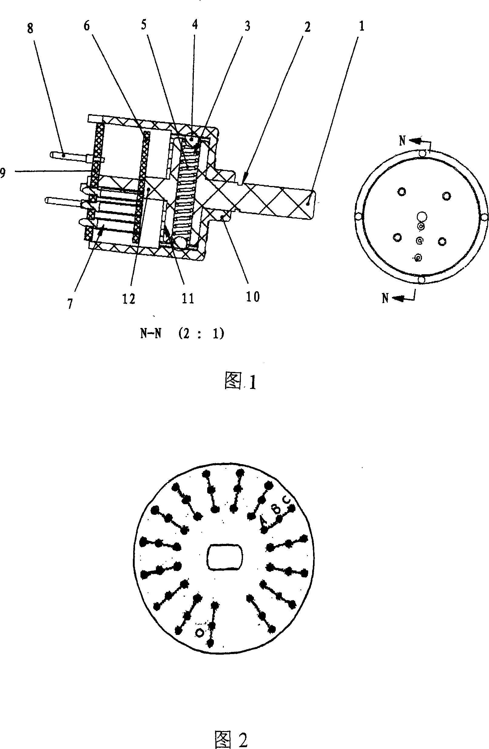 Rotation type adjustable step attenuator, preparing technique, and application