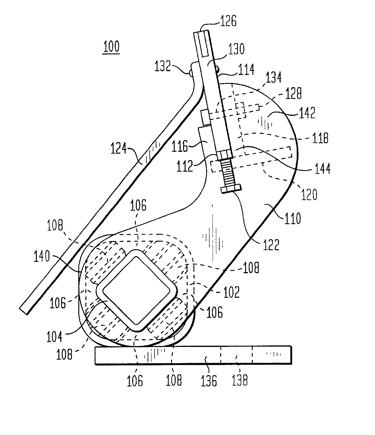 Conveyor belt cleaning system