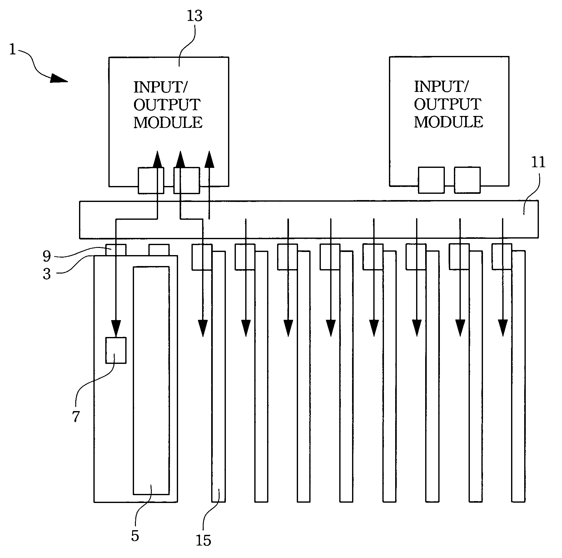 Expandable storage apparatus for blade server system