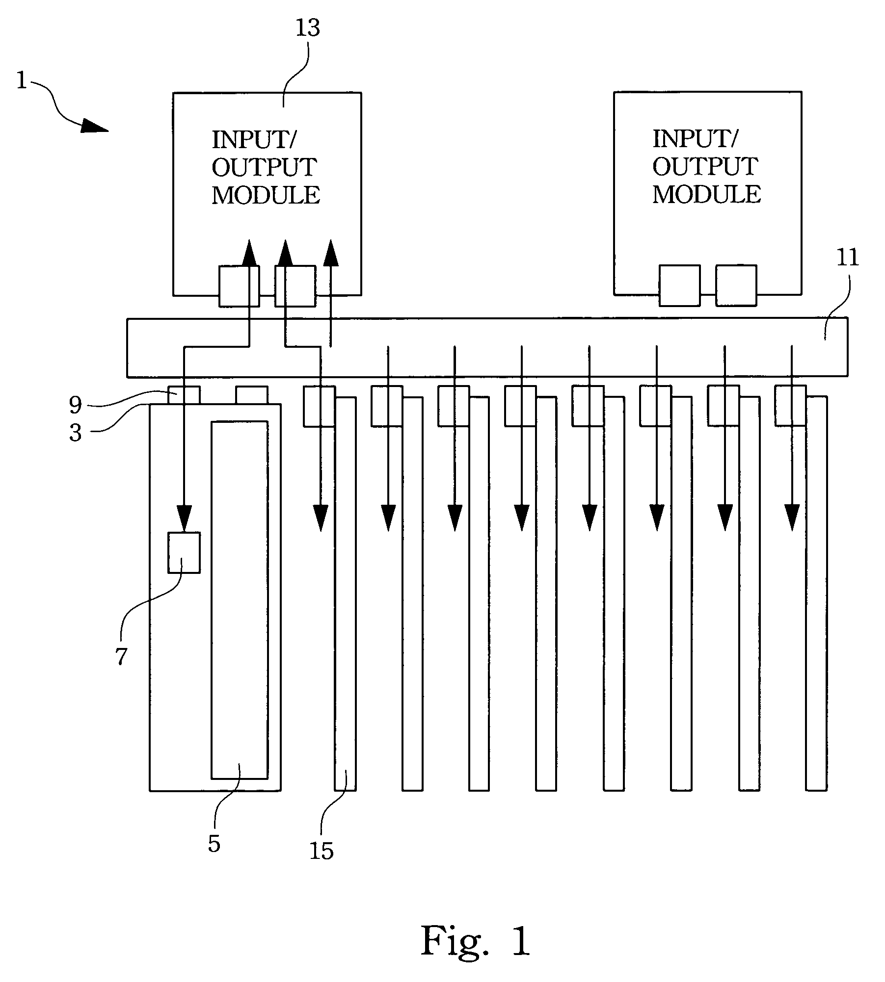 Expandable storage apparatus for blade server system