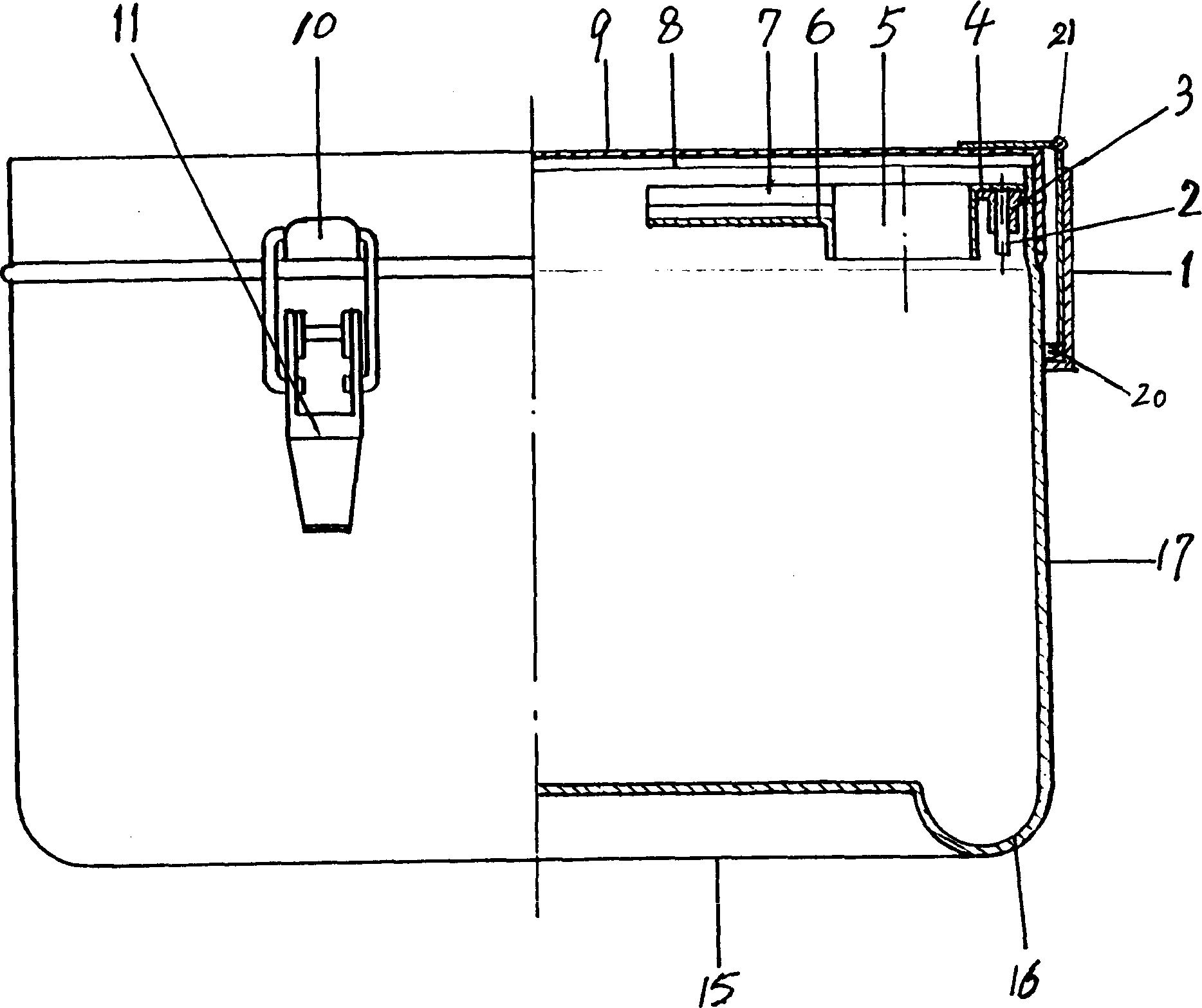 Tank with inner device convenient for filling