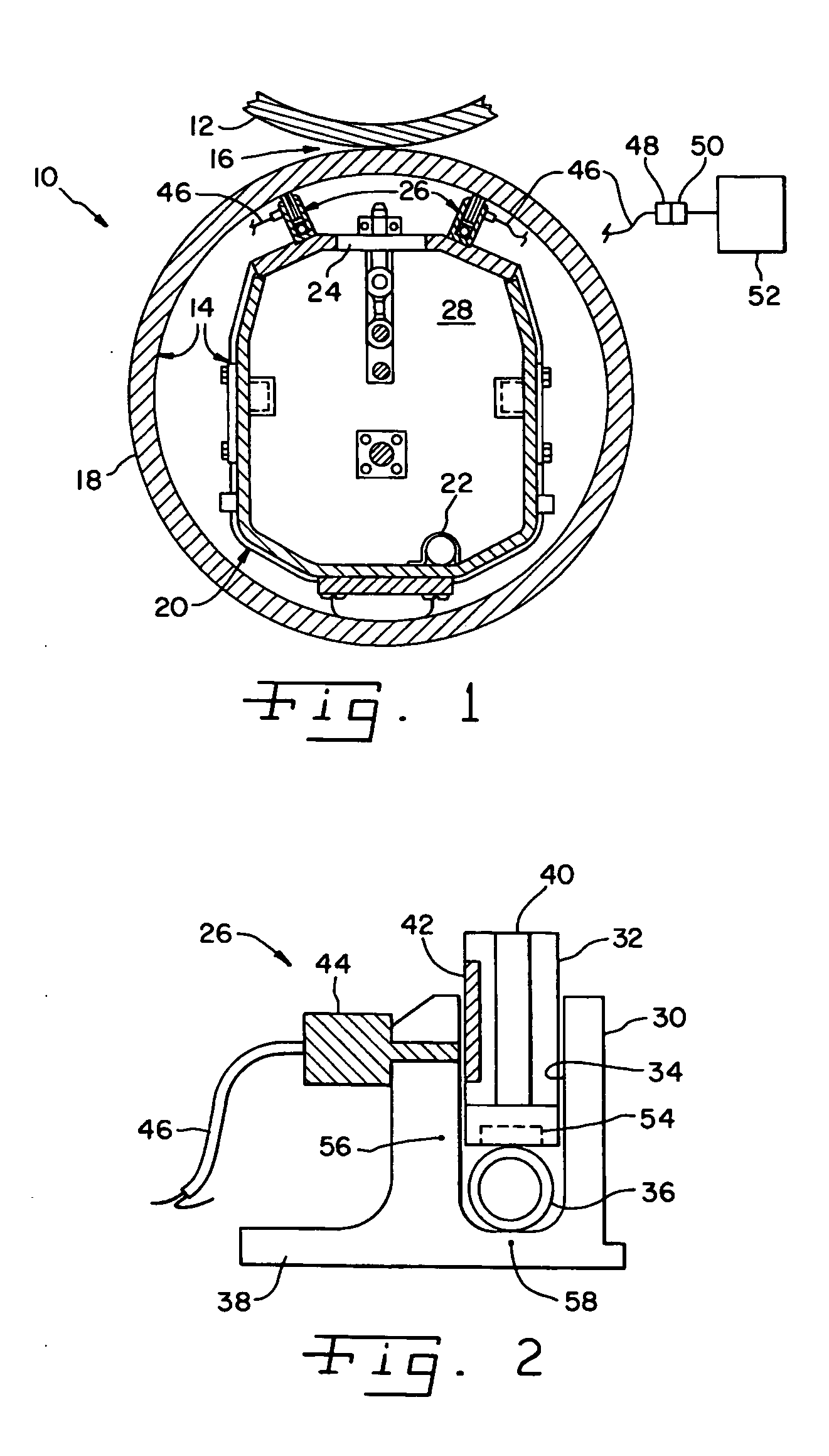 Wear indicator for seal strip in a suction box of a paper machine