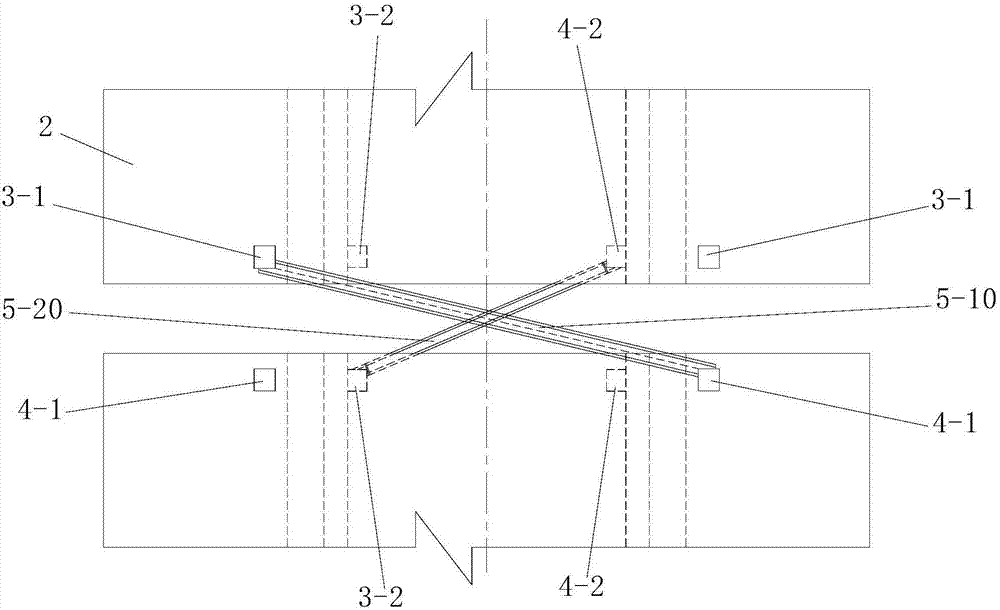 A jacking system and a deviation correction method for the closing section of a continuous rigid frame bridge