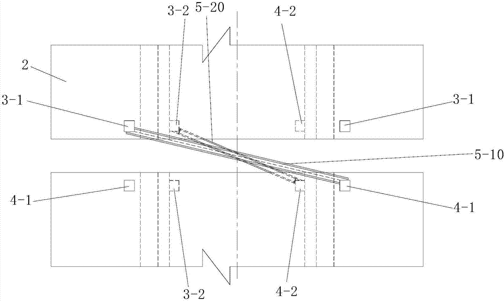 A jacking system and a deviation correction method for the closing section of a continuous rigid frame bridge